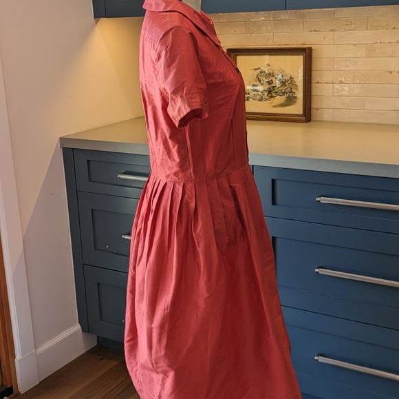 Teri Jon Silk Shirtdress in Coral Red with Onyx Buttons - Picture 3 of 11